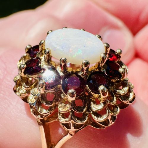 9CT GOLD OPAL AND GARNET CLUSTER FILIGREE SET RING - ADDITIONAL PHOTO 8