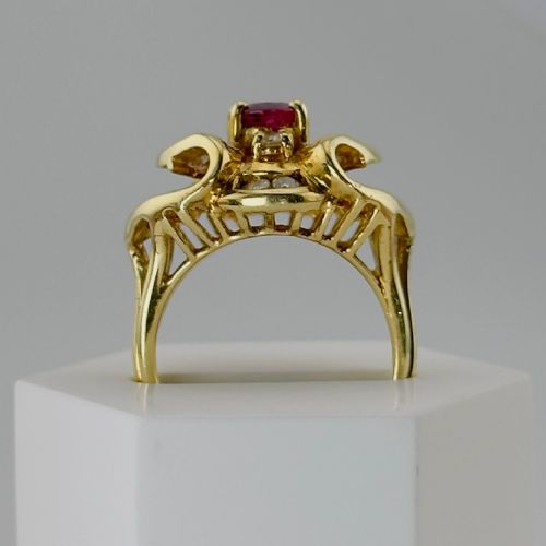 18CT GOLD RUBY AND CHANNELLED DIAMOND CLUSTER RING - ADDITIONAL PHOTO 15