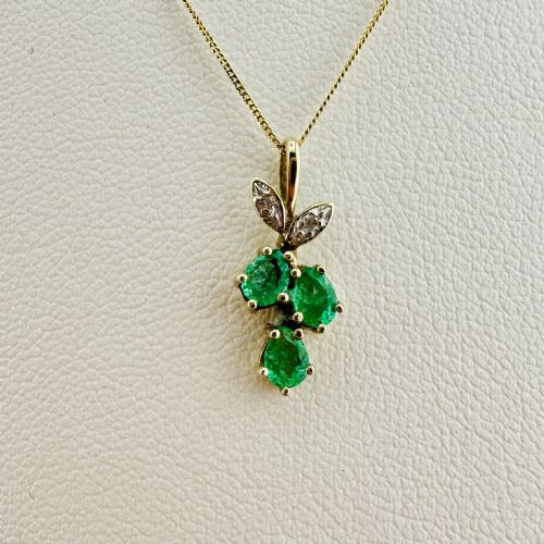 9ct Gold Emerald and Diamond Pendant Necklace