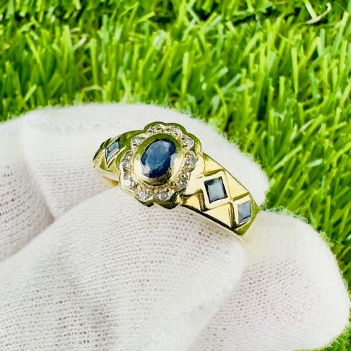 fig 1. 14ct Gold Five Stone Sapphire and Diamond Cluster Ring