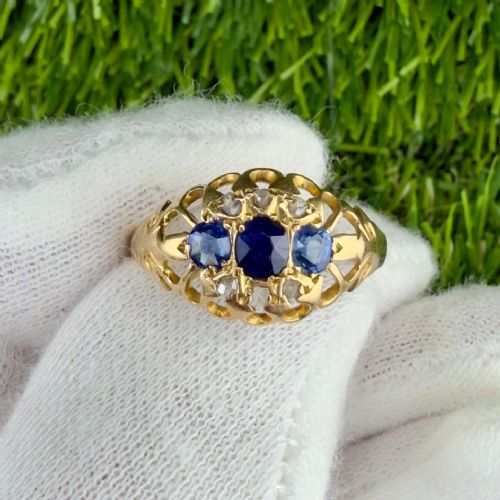 18ct Gold Victorian Triple Stone Sapphire and Old Cut Diamond Ring, C.1890