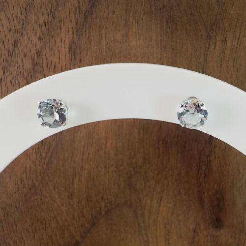 fig 1. 14ct White Gold Aquamarine Stud Earrings
