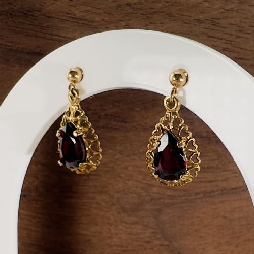 9CT GOLD VINTAGE PEAR CUT GARNET DROP DANGLY STUD EARRINGS - ADDITIONAL PHOTO 5