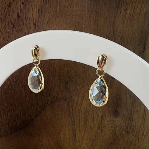 9CT GOLD PEAR CUT BLUE TOPAZ DANGLY STUD EARRINGS - ADDITIONAL PHOTO 2
