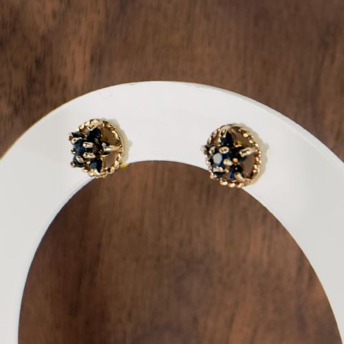 fig 1. 9ct Yellow Gold Sapphire Cluster Stud Earrings