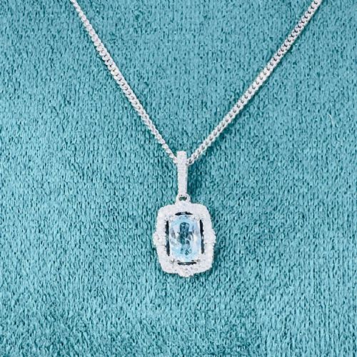 18CT WHITE GOLD OVAL CUT AQUAMARINE AND DIAMOND CLUSTER PENDANT NECKLACE - ADDITIONAL PHOTO 9