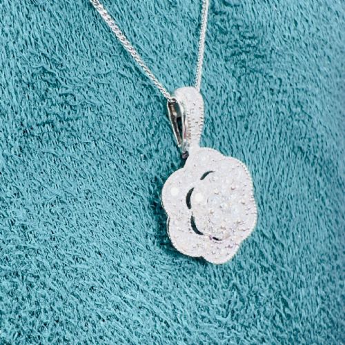 9CT WHITE GOLD DIAMOND 040CT DAISY CLUSTER PENDANT NECKLACE - ADDITIONAL PHOTO 8