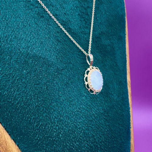 9CT GOLD VINTAGE FANCY FILIGREED LARGE OPAL SOLITAIRE PENDANT NECKLACE - ADDITIONAL PHOTO 2