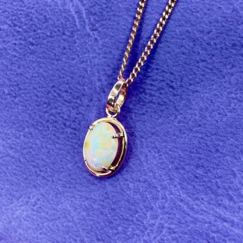 9CT GOLD VINTAGE OPAL SOLITAIRE PENDANT NECKLACE - ADDITIONAL PHOTO 1