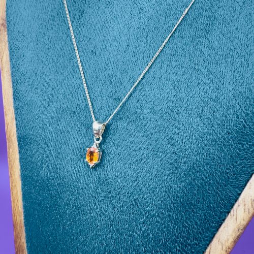 9CT GOLD FIRE OPAL AND DIAMOND THREE STONE PENDANT NECKLACE - ADDITIONAL PHOTO 4