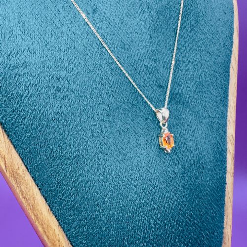 9CT GOLD FIRE OPAL AND DIAMOND THREE STONE PENDANT NECKLACE - ADDITIONAL PHOTO 5