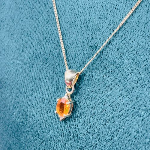 9CT GOLD FIRE OPAL AND DIAMOND THREE STONE PENDANT NECKLACE - ADDITIONAL PHOTO 7