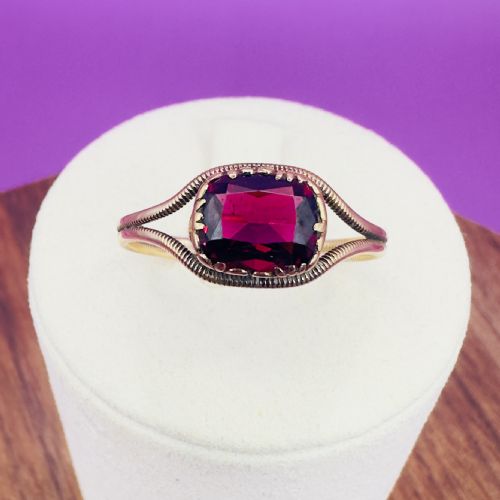 15ct Gold Georgian Old Mine Cut Garnet Solitaire Ring C.1780's