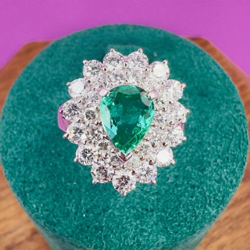 Platinum Pear Cut Emerald and Diamond (1.43ct) Cluster Ring 9.2g