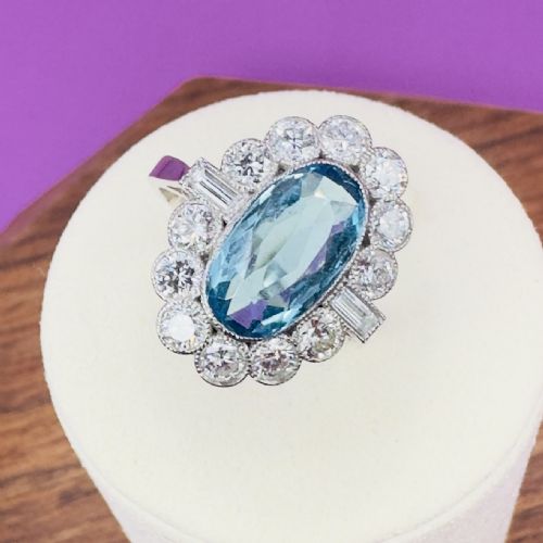 PLATINUM ELONGATED OVAL CUT AQUAMARINE 400CT DIAMOND 140CT CLUSTER RING