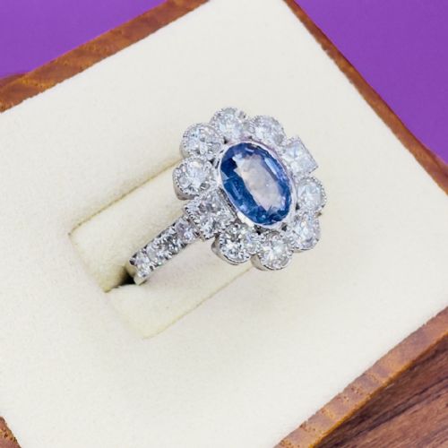PLATINUM OVAL CUT TANZANITE AND DIAMOND 140CT DIAMOND CLUSTER RING 60G - ADDITIONAL PHOTO 2
