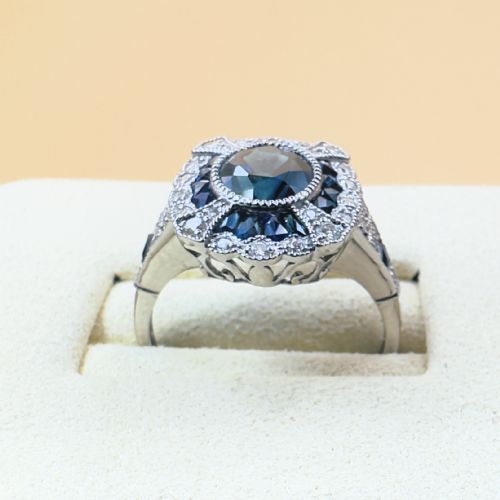 PLATINUM DIAMOND 023CT AND SAPPHIRE 215CT CLUSTER RING - ADDITIONAL PHOTO 4