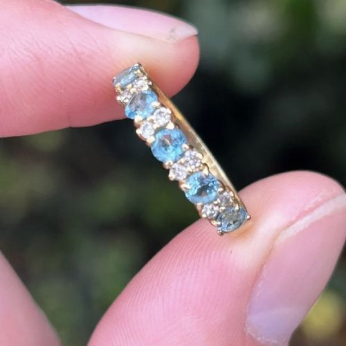18CT GOLD BLUE SPINEL AND DIAMOND HALF ETERNITY RING - ADDITIONAL PHOTO 15