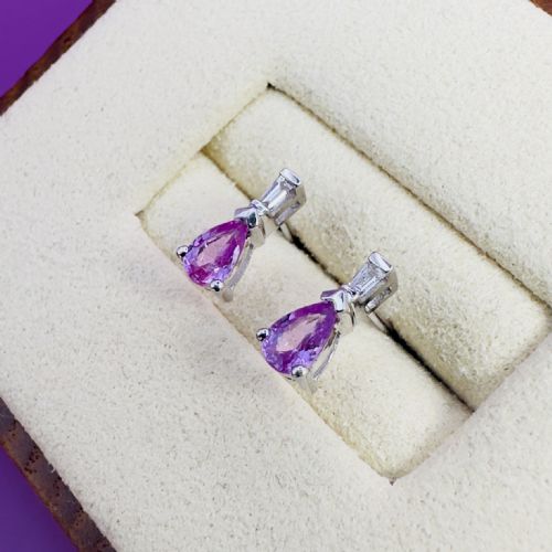 18CT WHITE GOLD PEAR CUT PINK SAPPHIRE AND TRAPEZOID CUT DIAMOND STUD EARRINGS - ADDITIONAL PHOTO 1