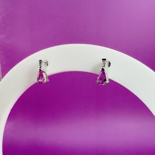 18CT WHITE GOLD PEAR CUT PINK SAPPHIRE AND TRAPEZOID CUT DIAMOND STUD EARRINGS - ADDITIONAL PHOTO 7