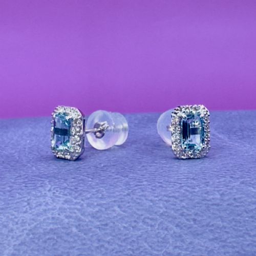 PLATINUM EMERALD CUT AQUAMARINE AND DIAMOND CLUSTER STUD EARRINGS - ADDITIONAL PHOTO 9