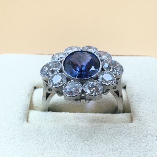 PLATINUM TANZANITE 300CT AND DIAMOND 226CT CLUSTER RING 75G - ADDITIONAL PHOTO 3