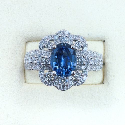 LE VIAN PLATINUM CEYLON SAPPHIRE AND DIAMOND 120CT CLUSTER RING 109G - ADDITIONAL PHOTO 10
