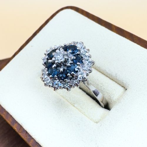 18CT WHITE GOLD DIAMOND 060CT AND SAPPHIRE CLUSTER RING - ADDITIONAL PHOTO 1