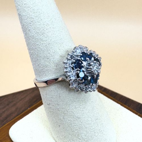 18CT WHITE GOLD DIAMOND 060CT AND SAPPHIRE CLUSTER RING - ADDITIONAL PHOTO 8