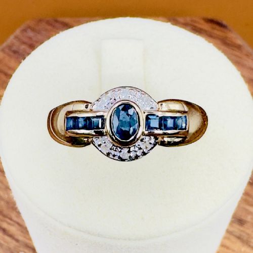 14CT GOLD DIAMOND AND PRINCESS AND OVAL CUT SAPPHIRE CLUSTER RING - ADDITIONAL PHOTO 8
