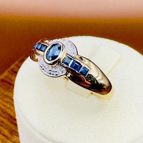 14CT GOLD DIAMOND AND PRINCESS AND OVAL CUT SAPPHIRE CLUSTER RING - ADDITIONAL PHOTO 9