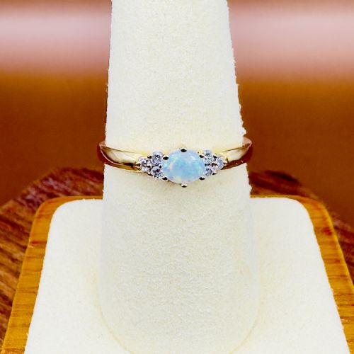 18CT GOLD OVAL CUT EAST TO WEST SET OPAL AND DIAMOND 012CT CLUSTER RING - ADDITIONAL PHOTO 3