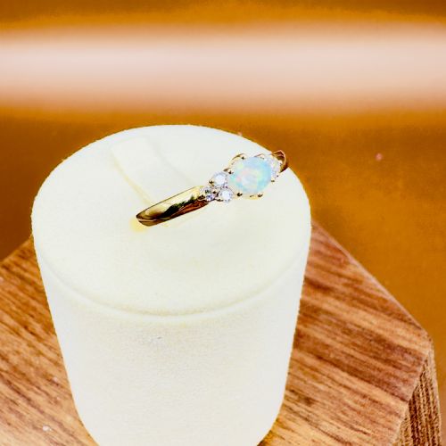 18CT GOLD OVAL CUT EAST TO WEST SET OPAL AND DIAMOND 012CT CLUSTER RING - ADDITIONAL PHOTO 9
