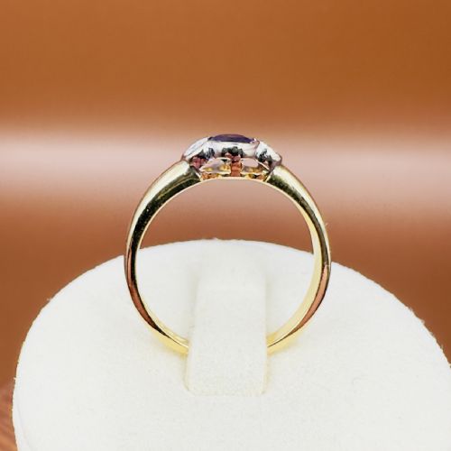 18CT GOLD SAPPHIRE AND DIAMOND THREE STONE RING - ADDITIONAL PHOTO 10