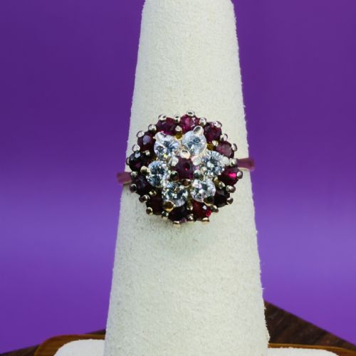 18CT YELLOW GOLD RUBY AND DIAMOND 060CT CLUSTER RING - ADDITIONAL PHOTO 3