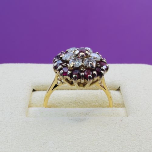 18CT YELLOW GOLD RUBY AND DIAMOND 060CT CLUSTER RING - ADDITIONAL PHOTO 4