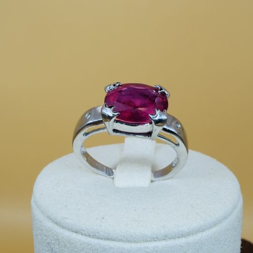 18CT WHITE GOLD OVAL CUT RUBY 300CT AND DIAMOND RING - ADDITIONAL PHOTO 8