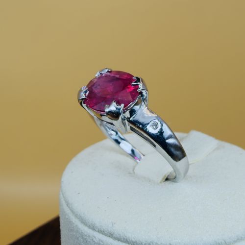 18CT WHITE GOLD OVAL CUT RUBY 300CT AND DIAMOND RING - ADDITIONAL PHOTO 10