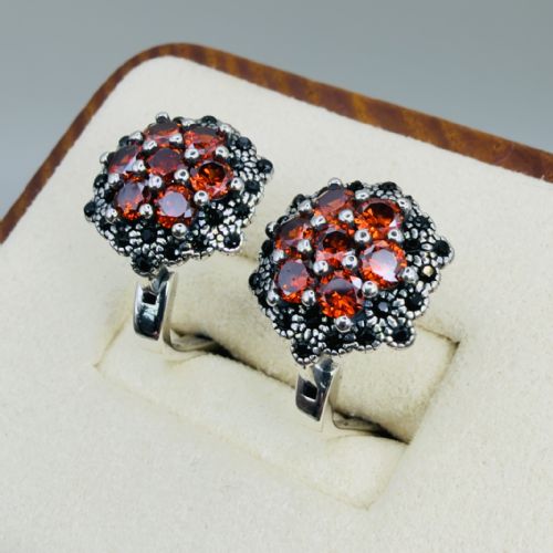 Sterling Silver Mardarin Garnets & Black Tourmaline Cluster Hinge Back Earrings