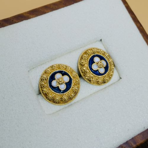 VINTAGE PORTUGESE 192CT GOLD ENAMEL FLORAL STUD EARRINGS - ADDITIONAL PHOTO 2
