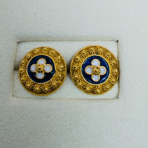 VINTAGE PORTUGESE 192CT GOLD ENAMEL FLORAL STUD EARRINGS - ADDITIONAL PHOTO 3