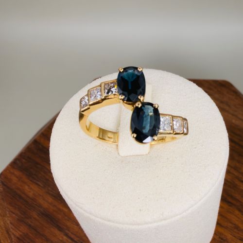 Art Deco 18ct Gold Double Oval Cut Sapphire and Princess Cut Diamond 1.20ct Cluster Ring