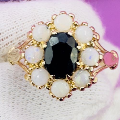 14ct Gold Vintage Sapphire and Opal Cluster Ring