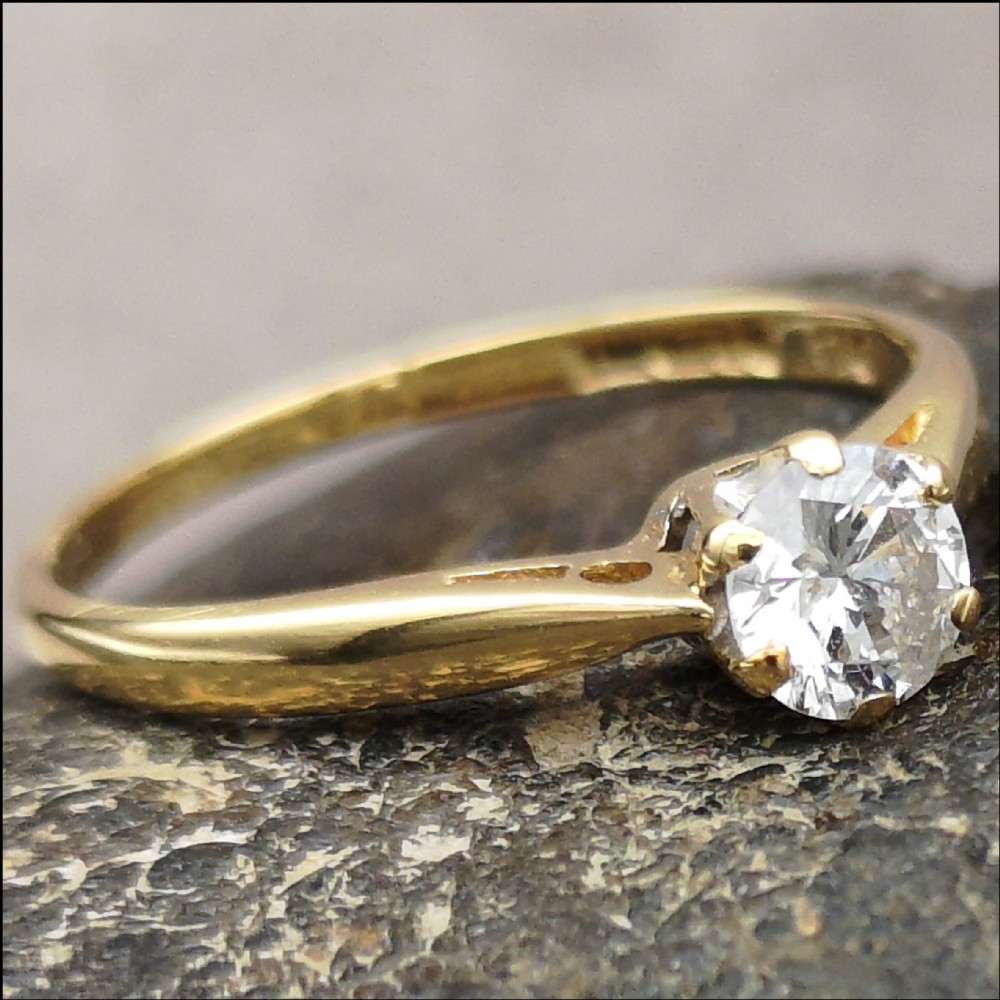 18ct Gold 0.33ct Diamond Solitaire Size M1:2