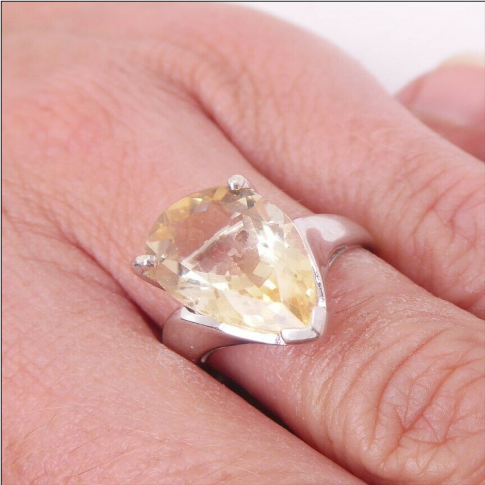 9ct White Gold Pear drop Shape Citrine (5ct) Solitaire Ring