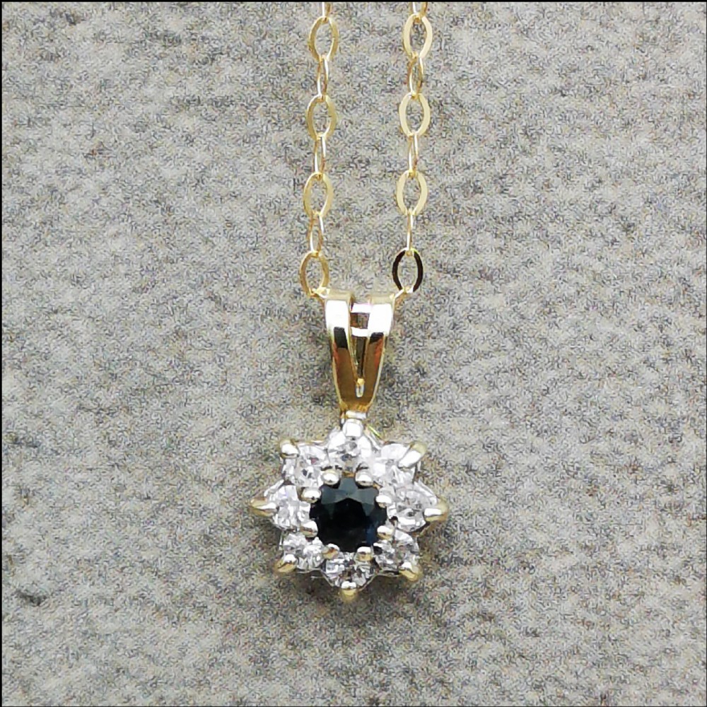 9ct Gold Daisy Sapphire Traditional Cluster Pendant and Chain