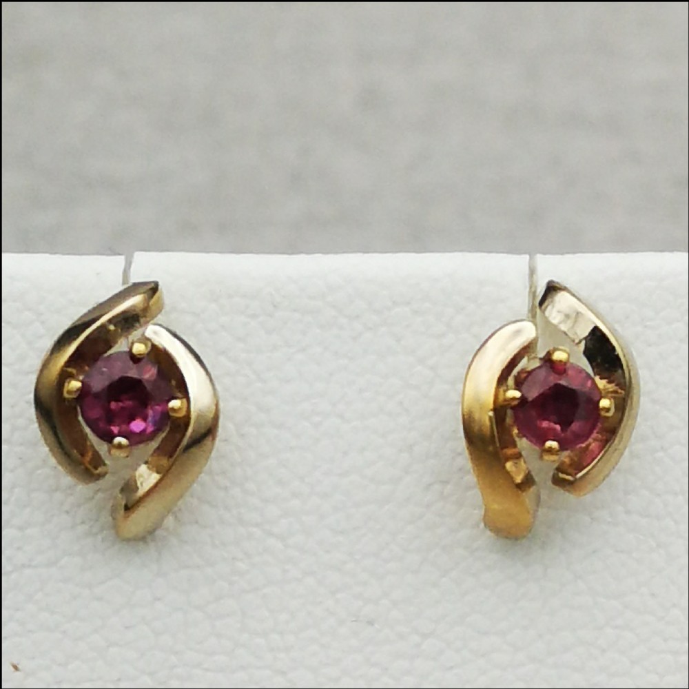 9ct Gold Ruby Stud Earrings