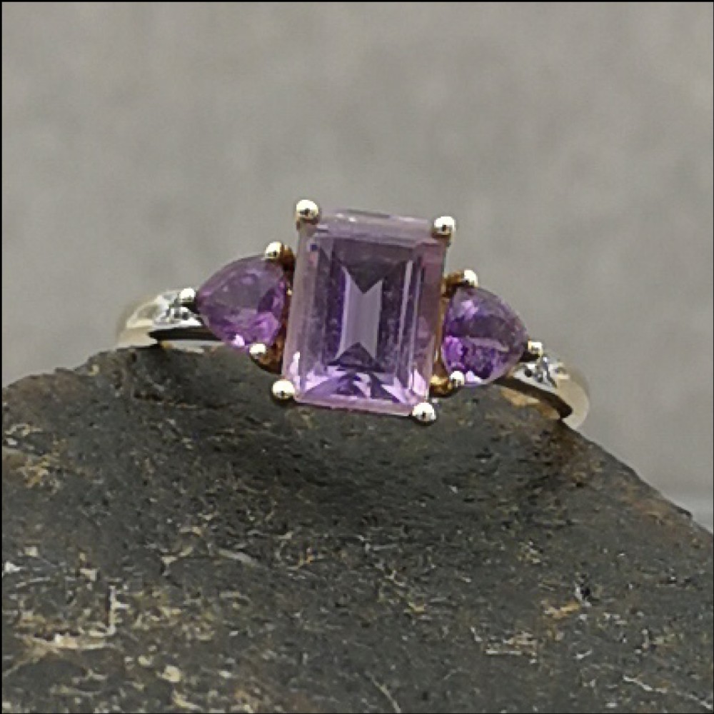 9ct Gold Diamond & Three Stone Amethyst Ring