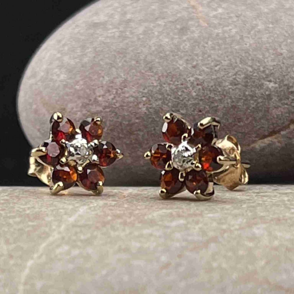 9ct Gold Garnet & Diamond Earrings