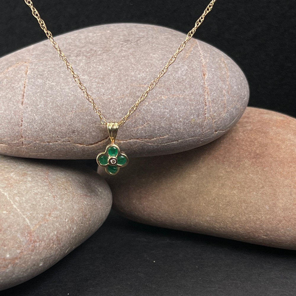 9ct Gold Emerald Clover & Diamond Pendant Necklace View IV